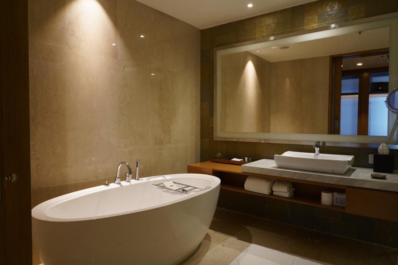 Marriott Executive Apartments Hyderabad Ngoại thất bức ảnh